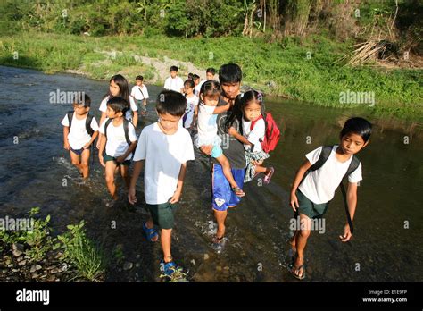 Walk A Distance in Tagalog.